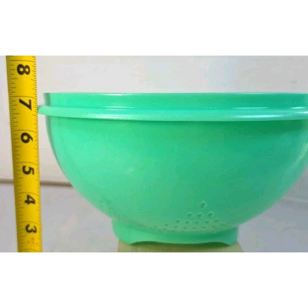 Vintage Tupperware 339-8 Colander Strainer Bowl Jadeite Green Star Pattern